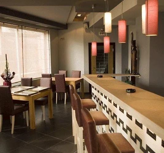 Hotel Elate Plaza 3*