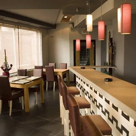 Hotel Elate Plaza 3*