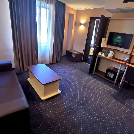Elate Plaza Hotel