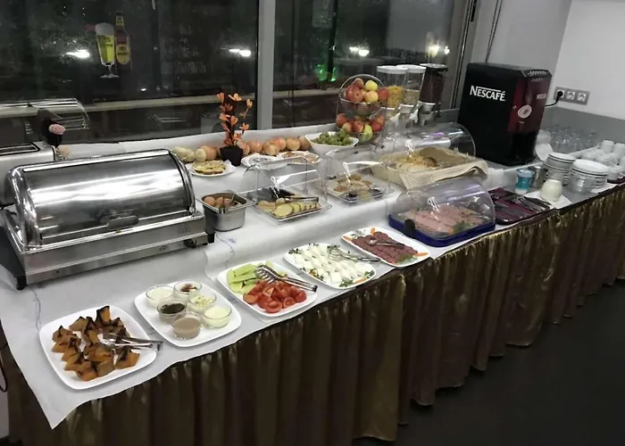 Hotel Elate Plaza 3*