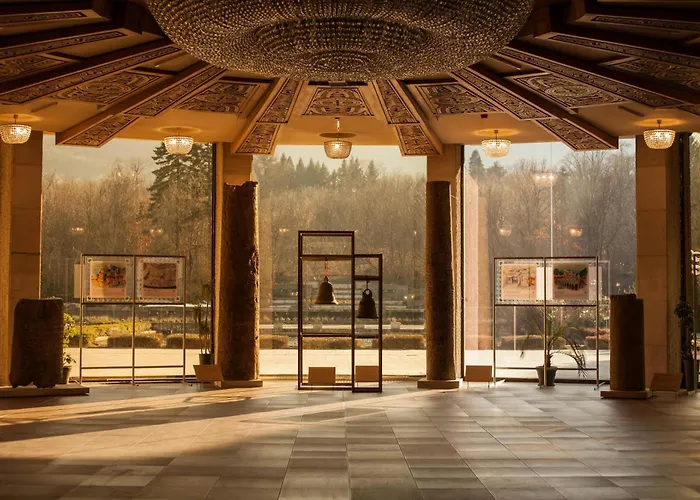 Elate Plaza Hotel 3*