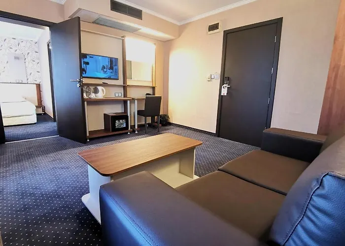 Elate Plaza 3* София